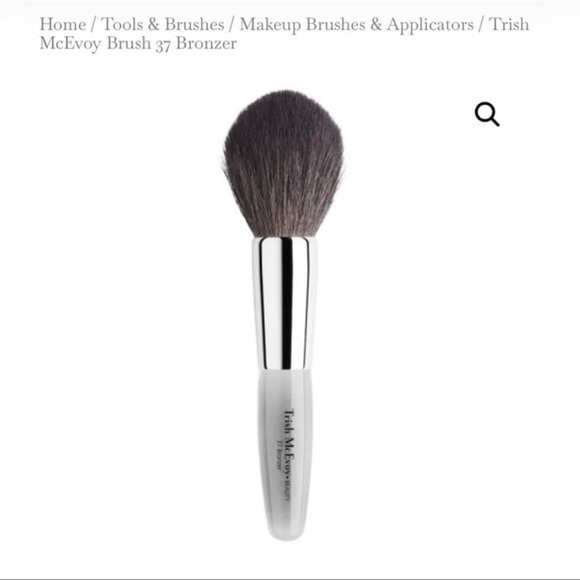 Trish McEvoy
Brush 37 Bronzer
~NEW~ - Picture 2 of 12